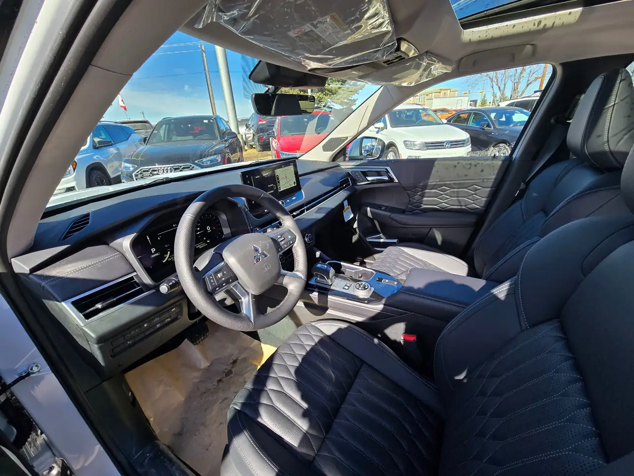 Mitsubishi Outlander снимка Mitsubishi Outlander