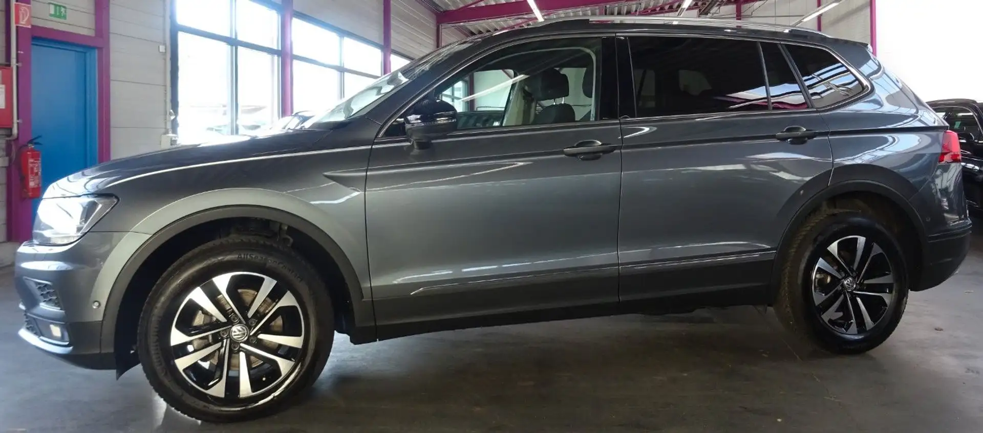 Volkswagen Tiguan Allspace TIGUAN ALLSPACE 1.5 TSI  IQ.DRIVE*7SITZ*AHK*ACC* Gris - 2