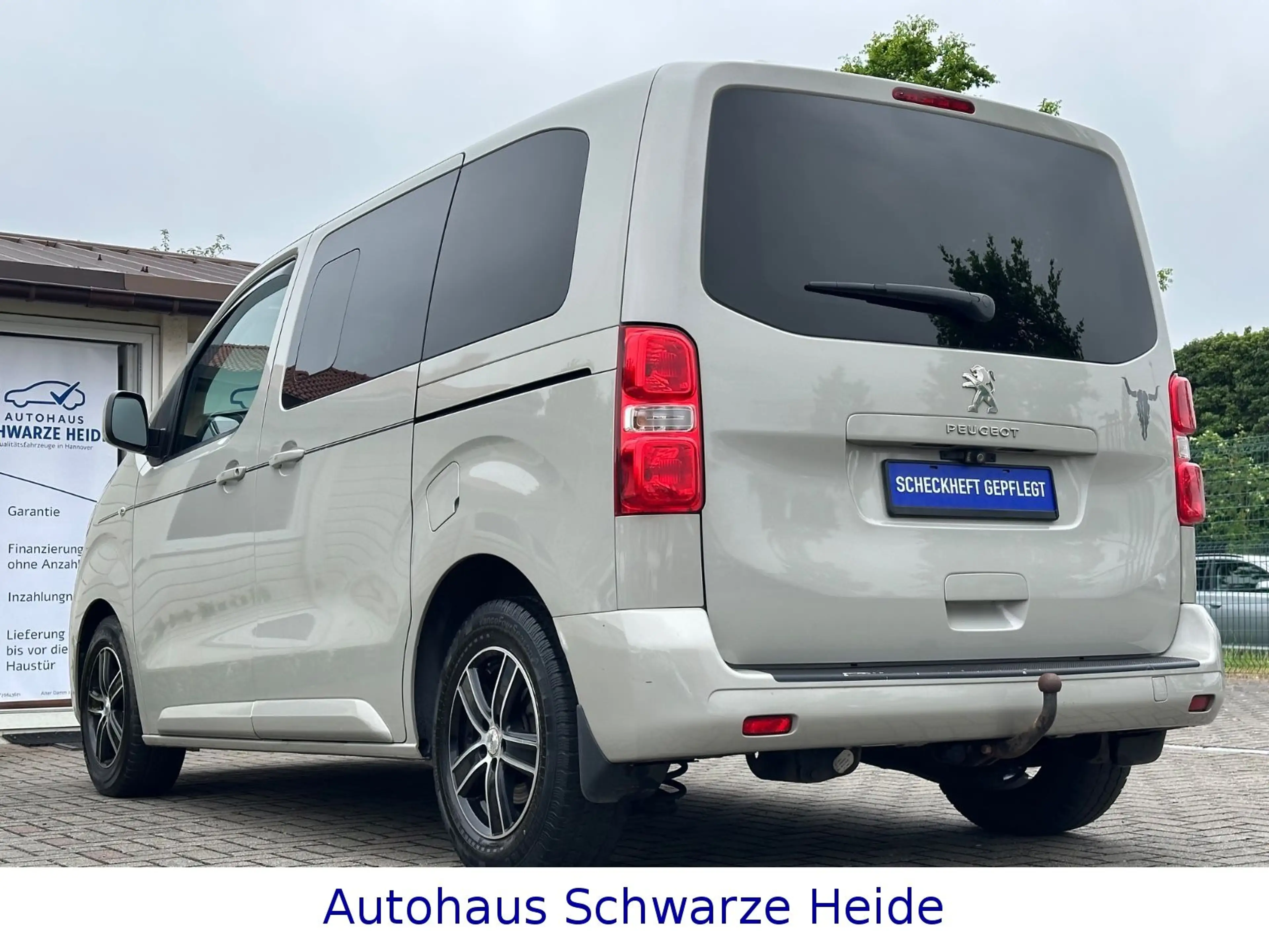 Peugeot Traveller Familienvan*8SITZE*AHK*LED*L1*2xS-TÜR* — photo 6