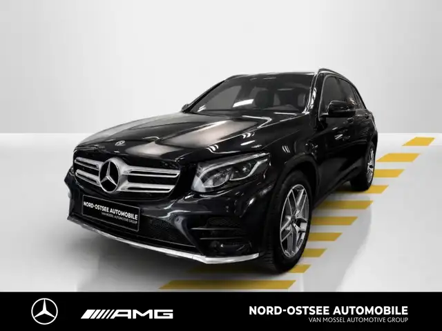 Mercedes-Benz GLC 250 4M AMG AHK PANO KAMERA LED SHZ PDC