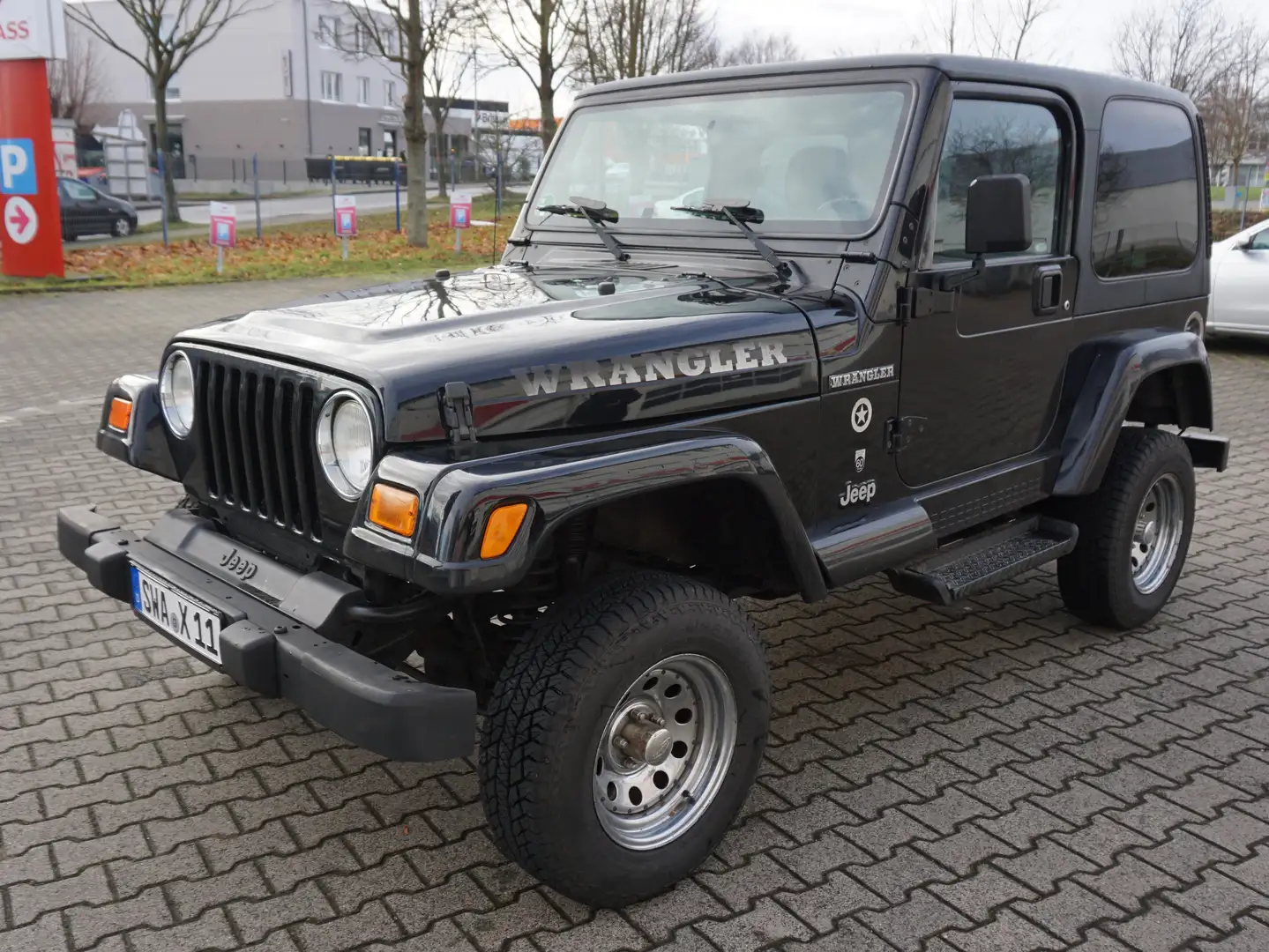 Jeep Wrangler 2.5 Sport, 60 Jahre Jubiläumsmodel Schwarz - 2