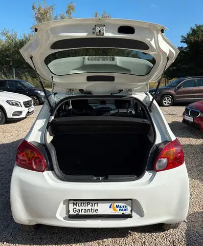 Mitsubishi Space Star view 14