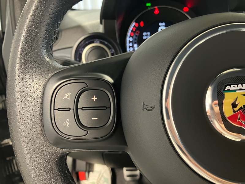 Abarth 500 1.4 T-Jet 16V Abarth Navi KlimaA LM Leder — photo 11