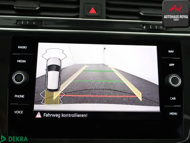 Volkswagen Tiguan view 15