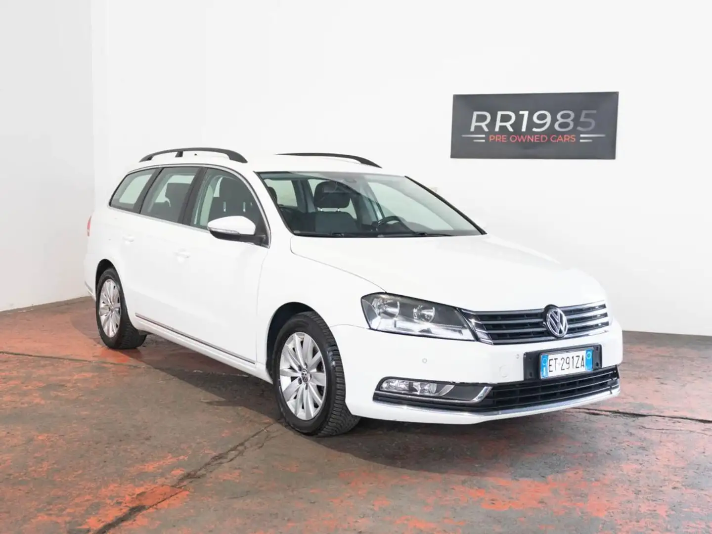 Volkswagen Passat 1.6 TDI Blanc - 1