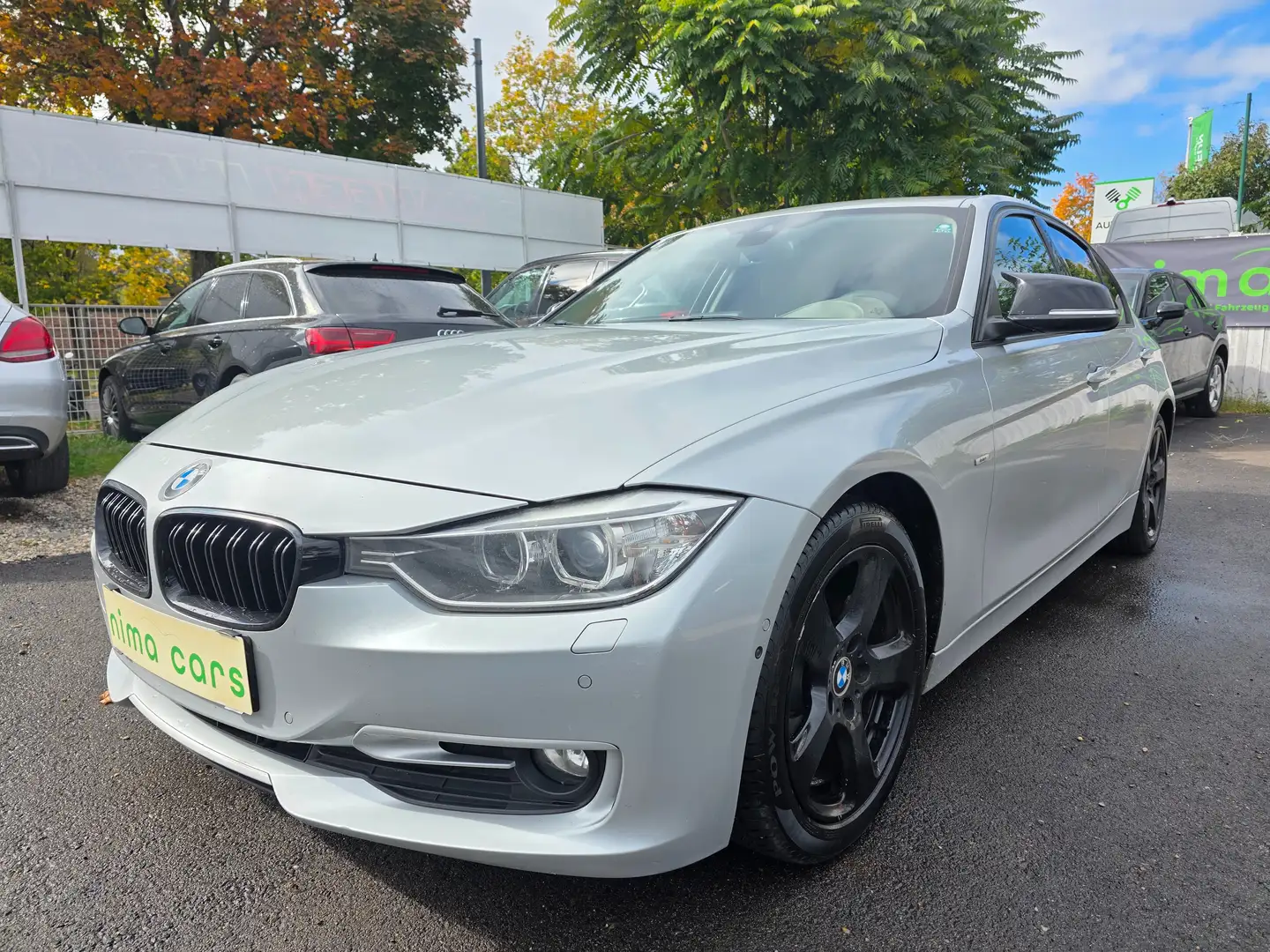 BMW 320 d EfficientDynamics Edition / Mega Ausstattung Grau - 1