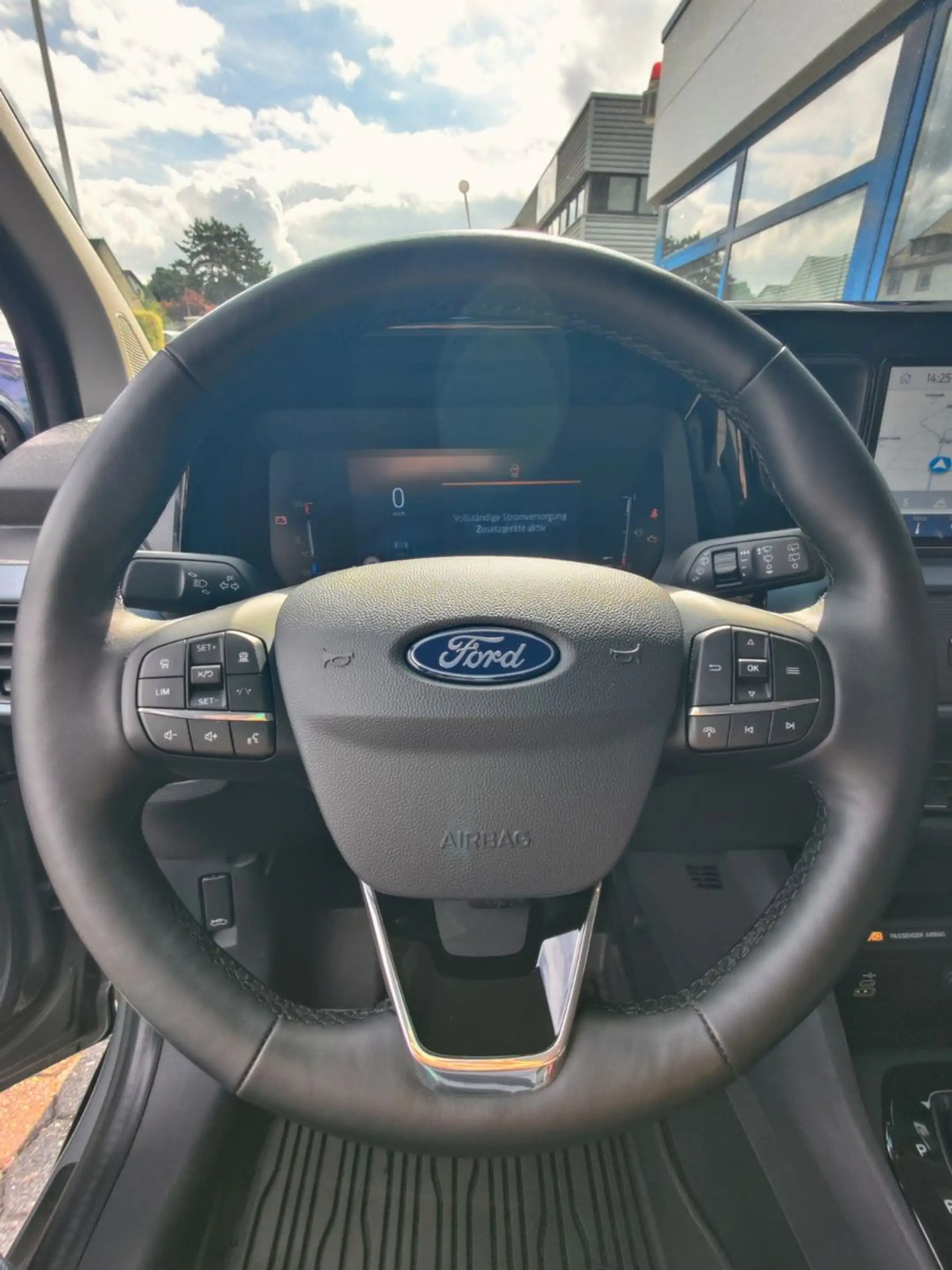 Ford Tourneo Courier Active Automatik — photo 14