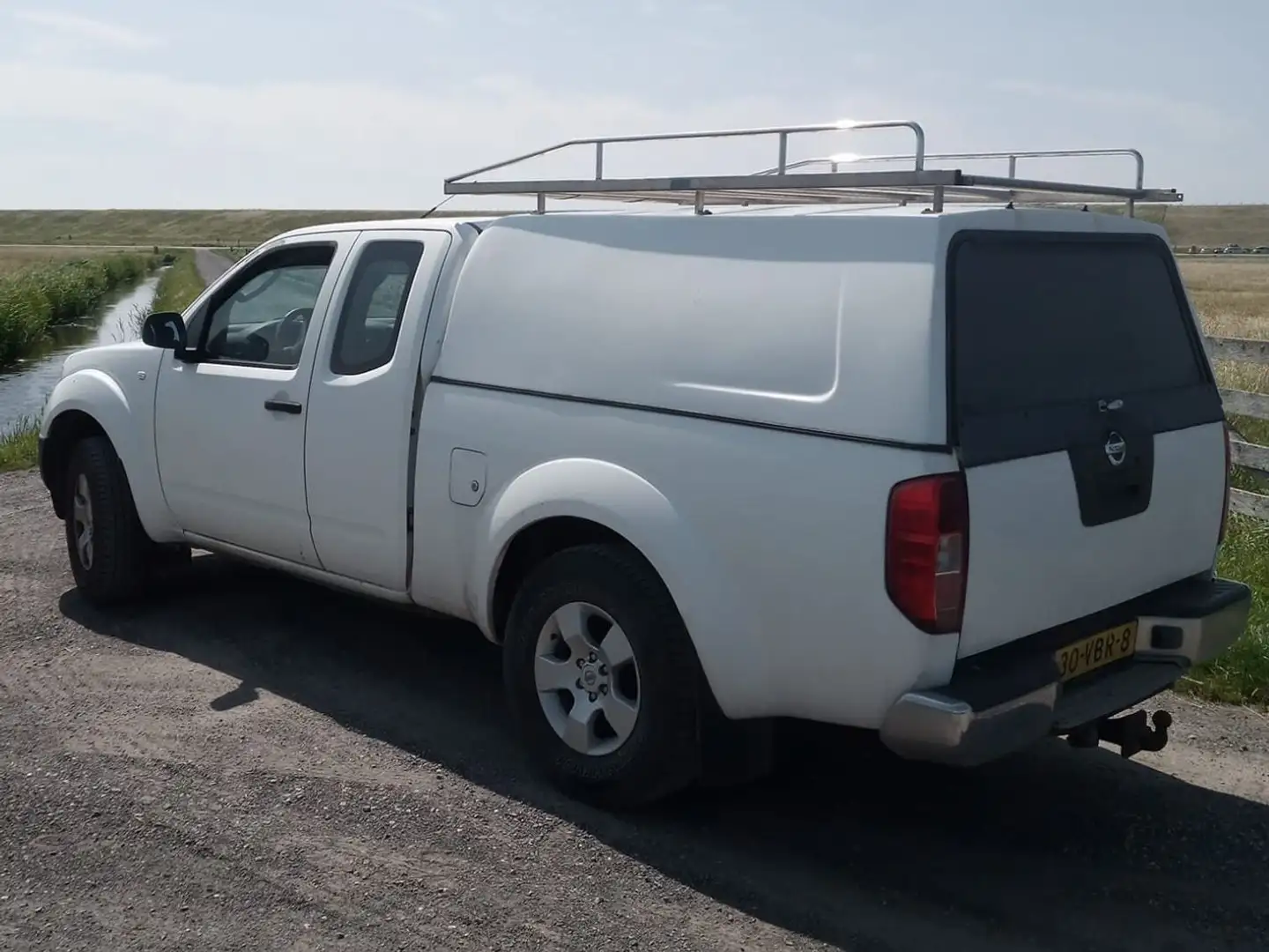 Nissan Navara Navara SE Wit - 2