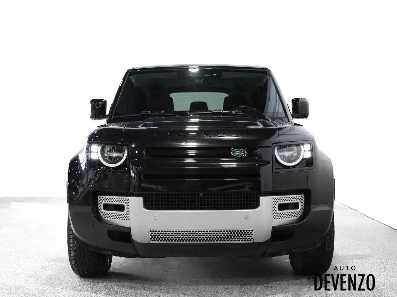 Land Rover Defender снимка Land Rover Defender