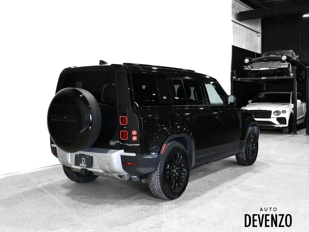 Land Rover Defender снимка Land Rover Defender