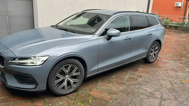 Volvo V60 v 60 d4 disel 197 cv autocarro