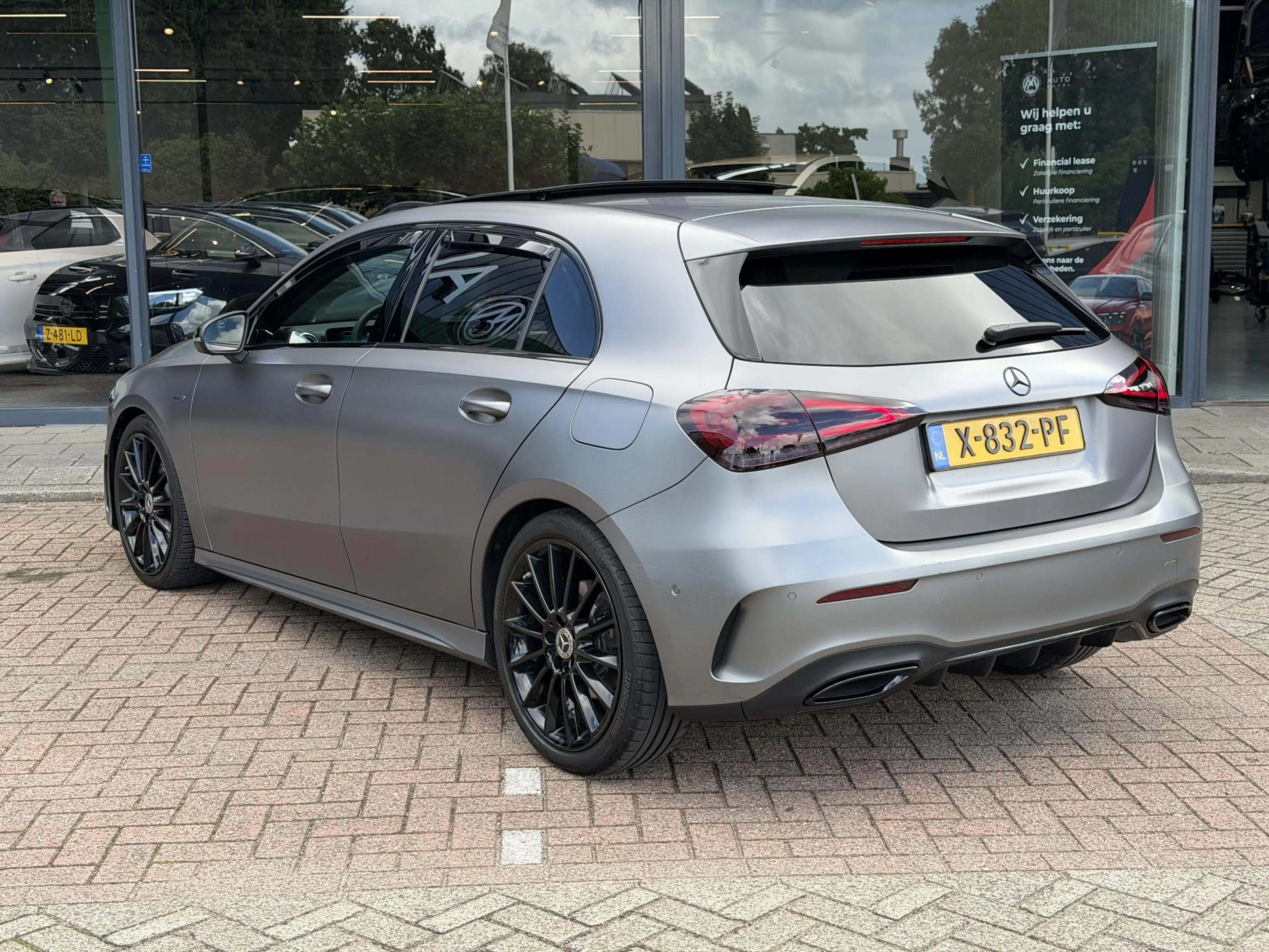 Mercedes-Benz A 200 Launch Edition Premium Plus EDTION ONE AMG | PANOR — photo 3