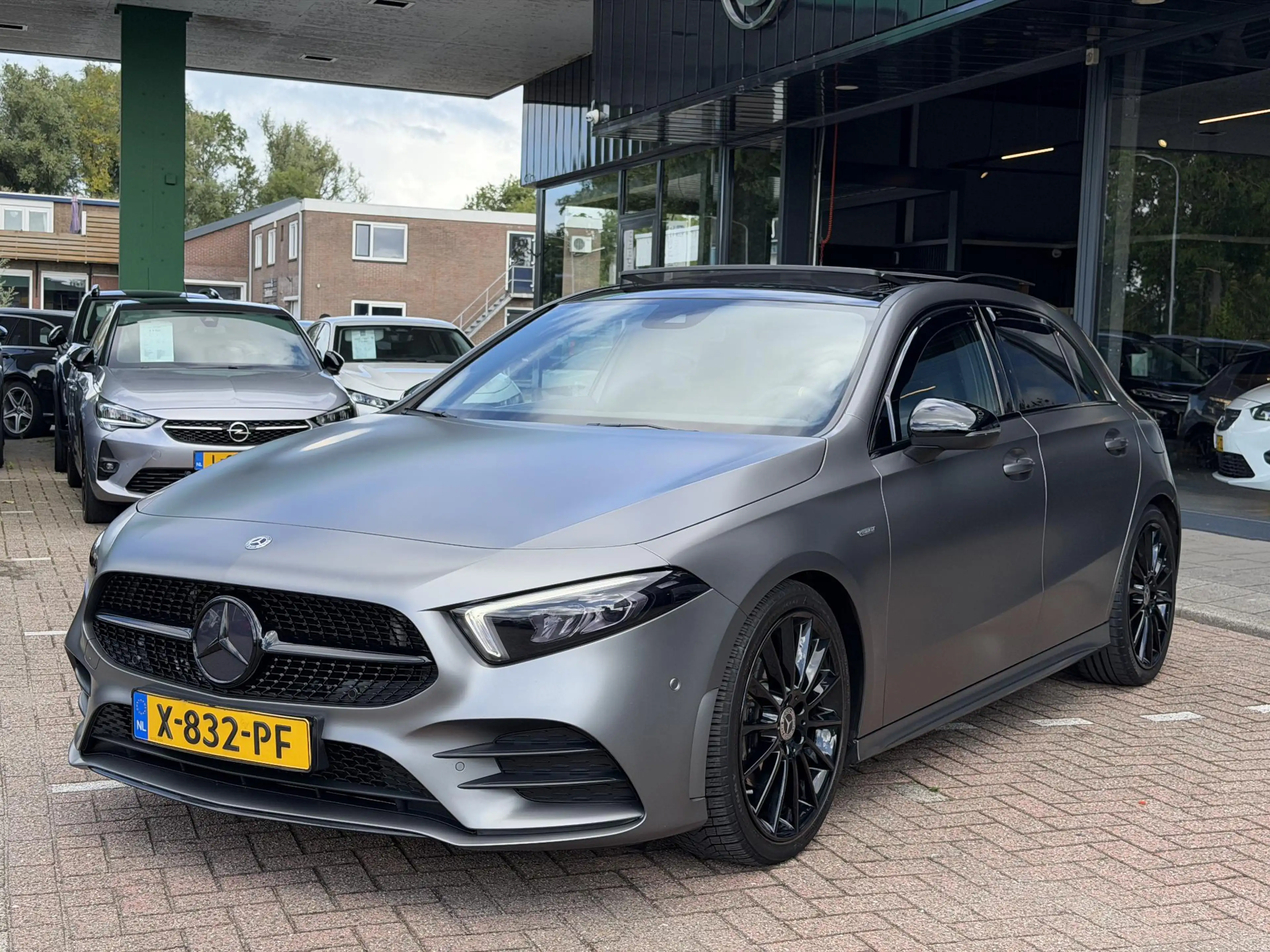 Mercedes-Benz A 200 Launch Edition Premium Plus EDTION ONE AMG | PANOR — photo 8