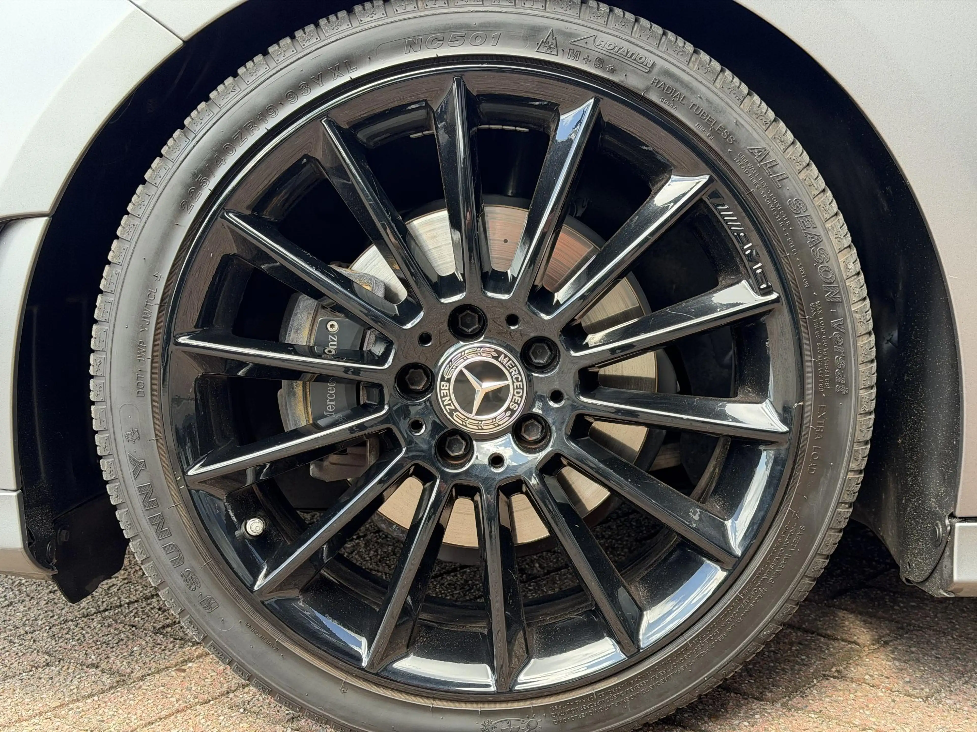 Mercedes-Benz A 200 Launch Edition Premium Plus EDTION ONE AMG | PANOR — photo 28