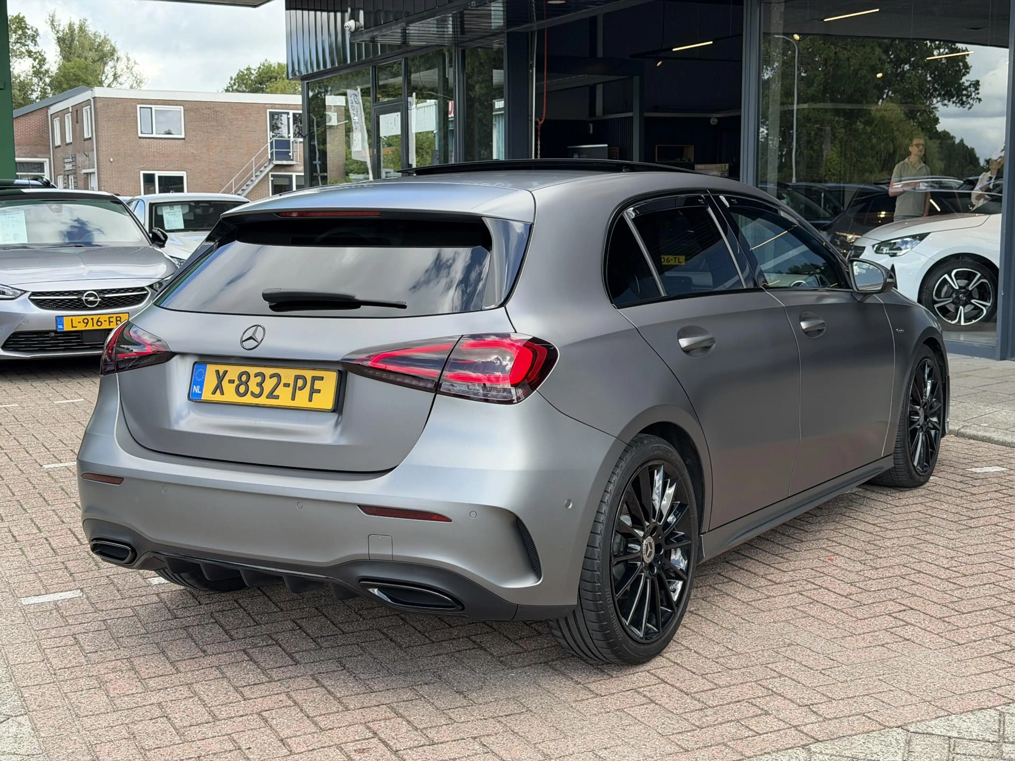Mercedes-Benz A 200 Launch Edition Premium Plus EDTION ONE AMG | PANOR — photo 5