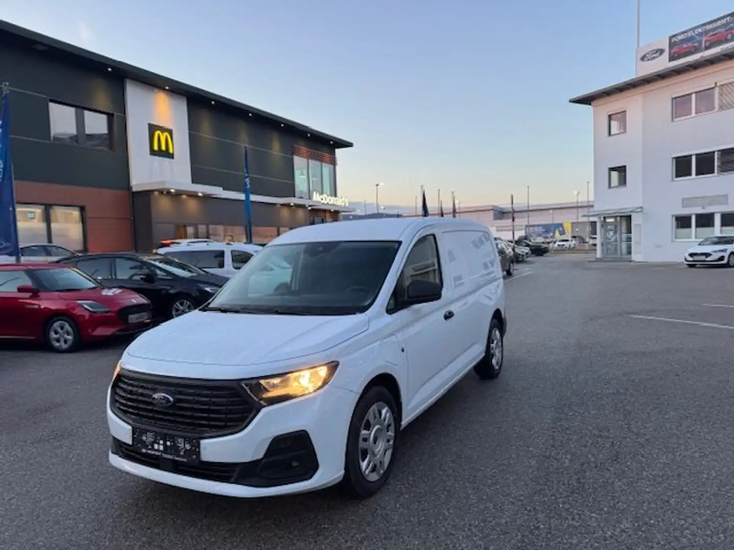 Ford Transit Connect Grand(L2H1) Trend Kasten "PHEV" Weiß - 1