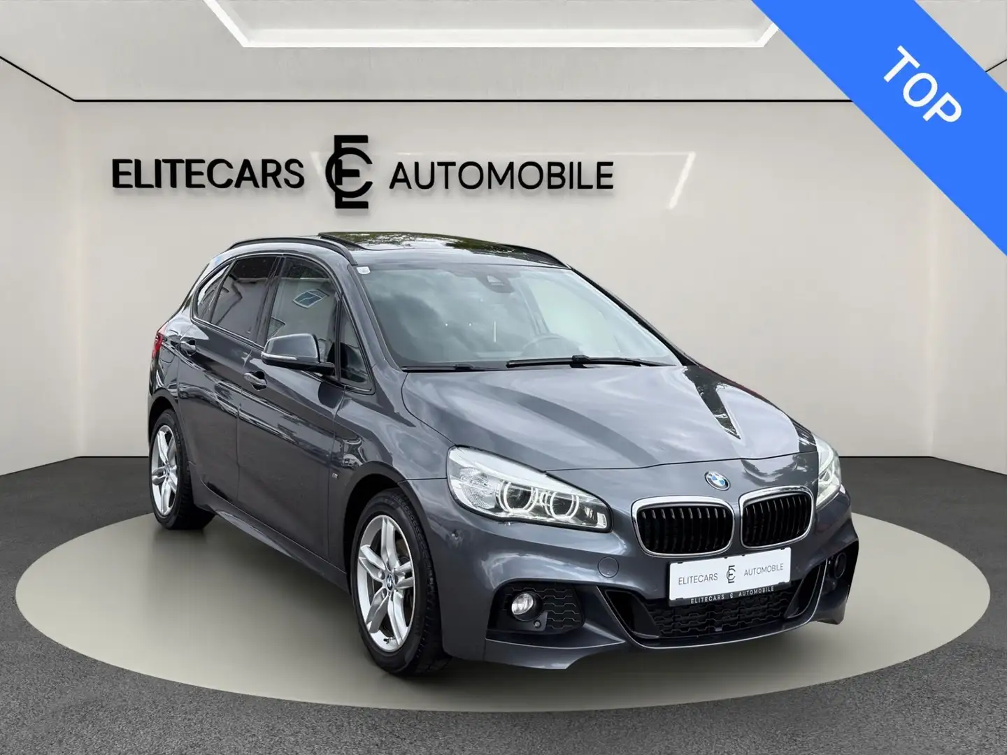 BMW 218 D ACTIVE TOURER /  M PAKET AB WERK / PANORAMA / A Grau - 1