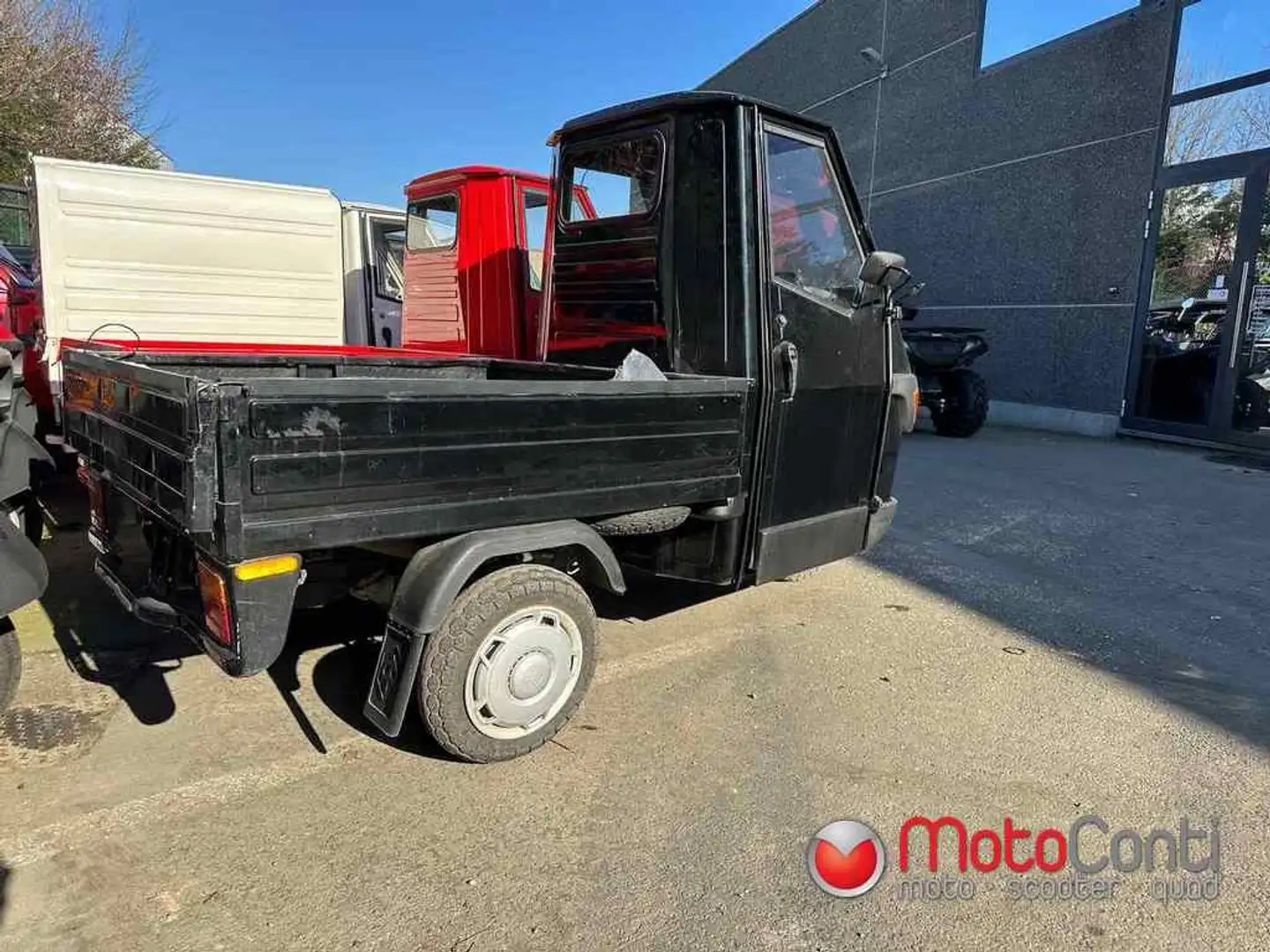 Piaggio Ape Fekete - 2