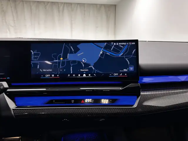 BMW 5 Series view 24