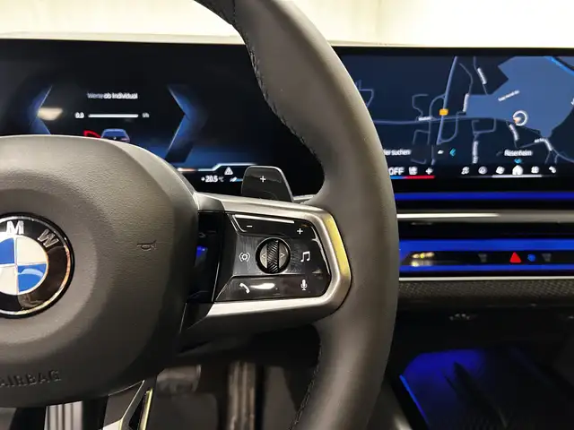 BMW 5 Series view 27