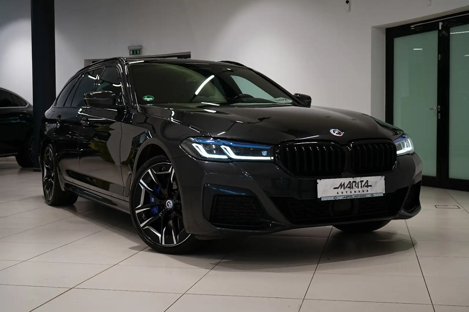 BMW 540 d|M-PAKET|HUD|ACC|PANO|KAMERA|MEMORY|H&K|TV| Grau - 1