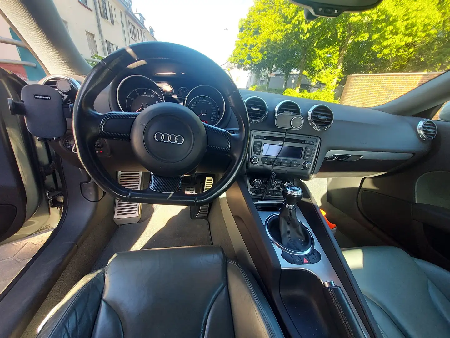 Audi TT Coupe 2.0 TFSI Grau - 2