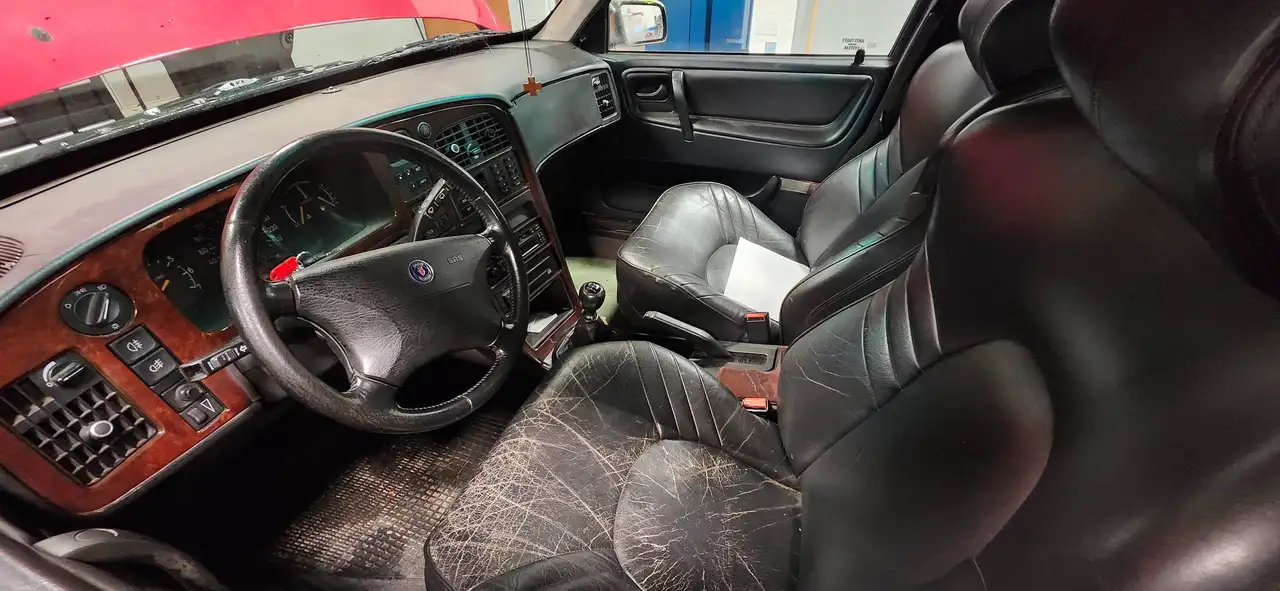 Saab 9000 снимка Saab 9000