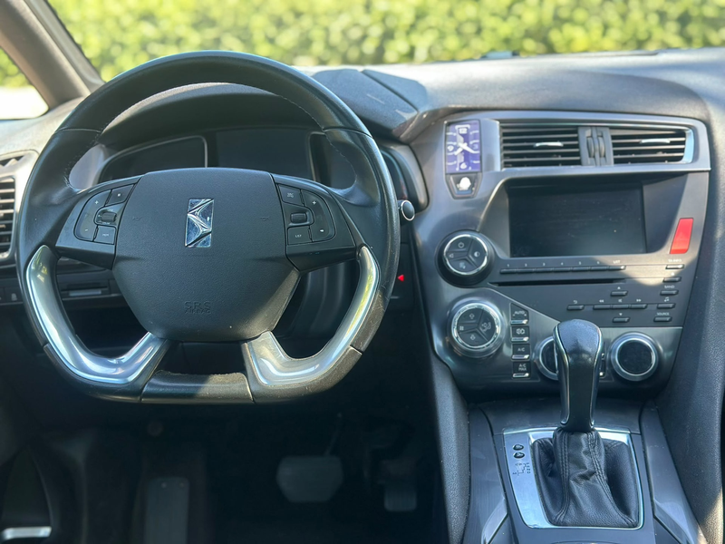 Citroen DS5 1.6 THP So Chic/AUTOMAAT/AIRCO/CRUISE/HALF LEDER/N — photo 12