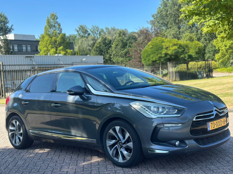 Citroen DS5 1.6 THP So Chic/AUTOMAAT/AIRCO/CRUISE/HALF LEDER/N — photo 3