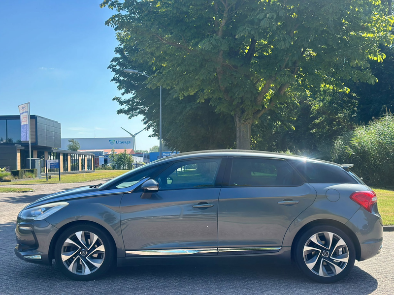 Citroen DS5 1.6 THP So Chic/AUTOMAAT/AIRCO/CRUISE/HALF LEDER/N — photo 9