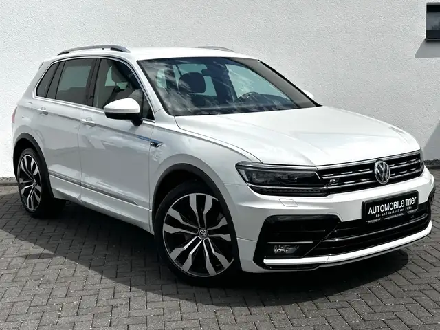 Volkswagen Tiguan view 3