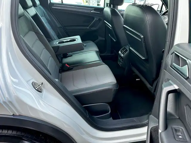 Volkswagen Tiguan view 16