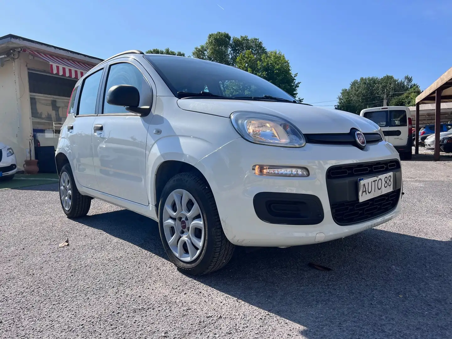 Fiat Panda Panda 0.9 t.air t. natural power Easy 80cv Blanc - 2