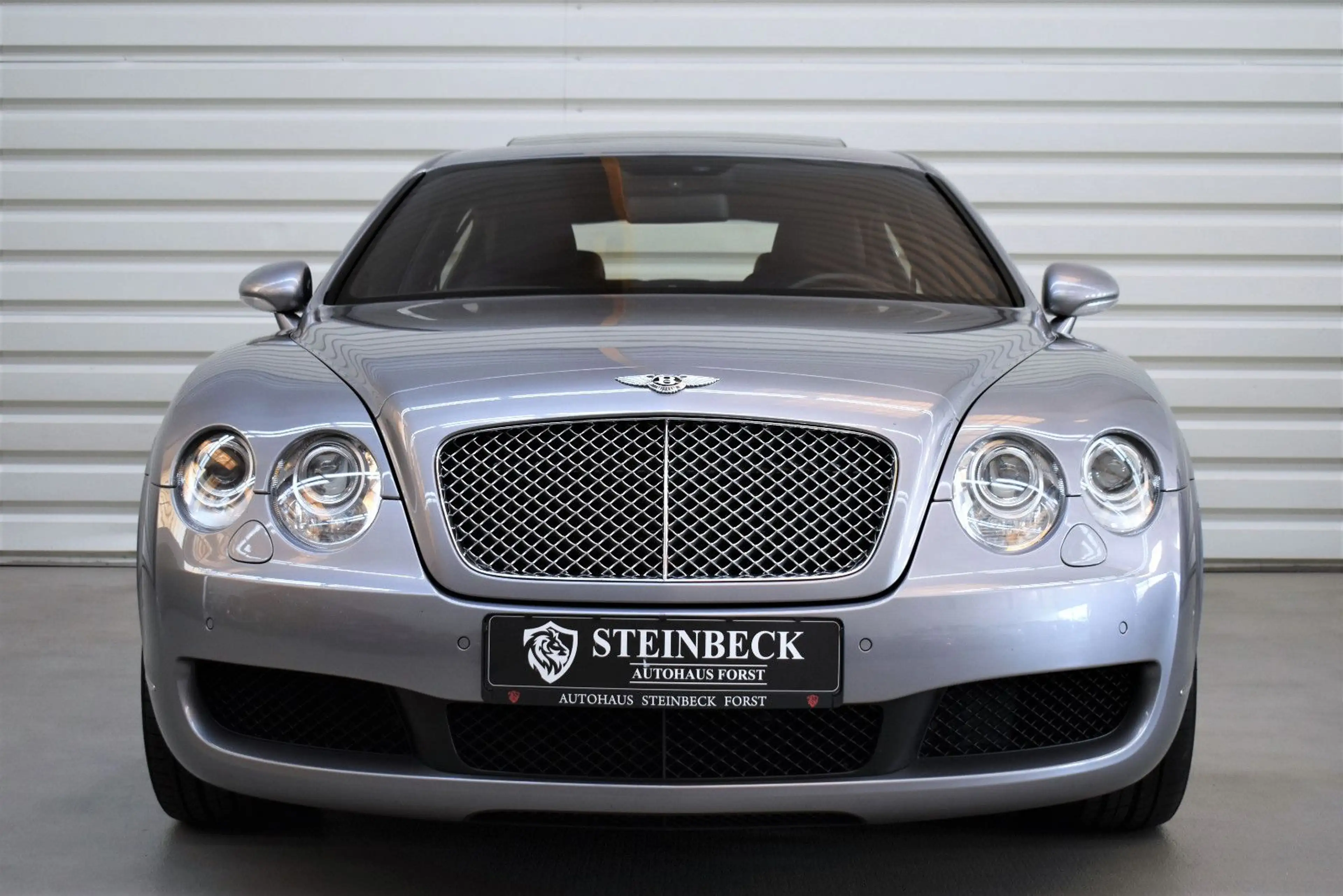 Bentley Flying Spur +Massage+Schiebedach+SHZ — photo 5