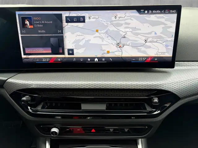BMW 3 Series view 12