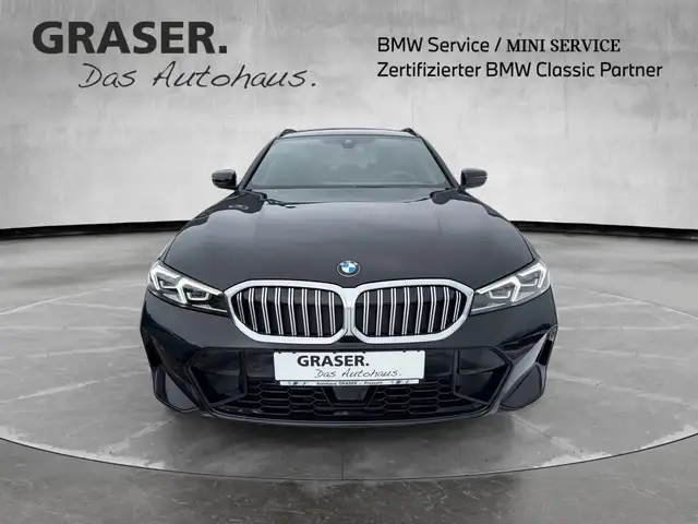 BMW 3 Series view 10