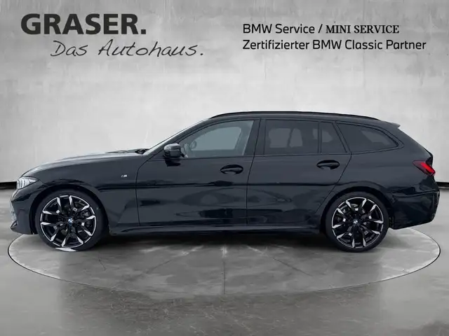BMW 3 Series view 3
