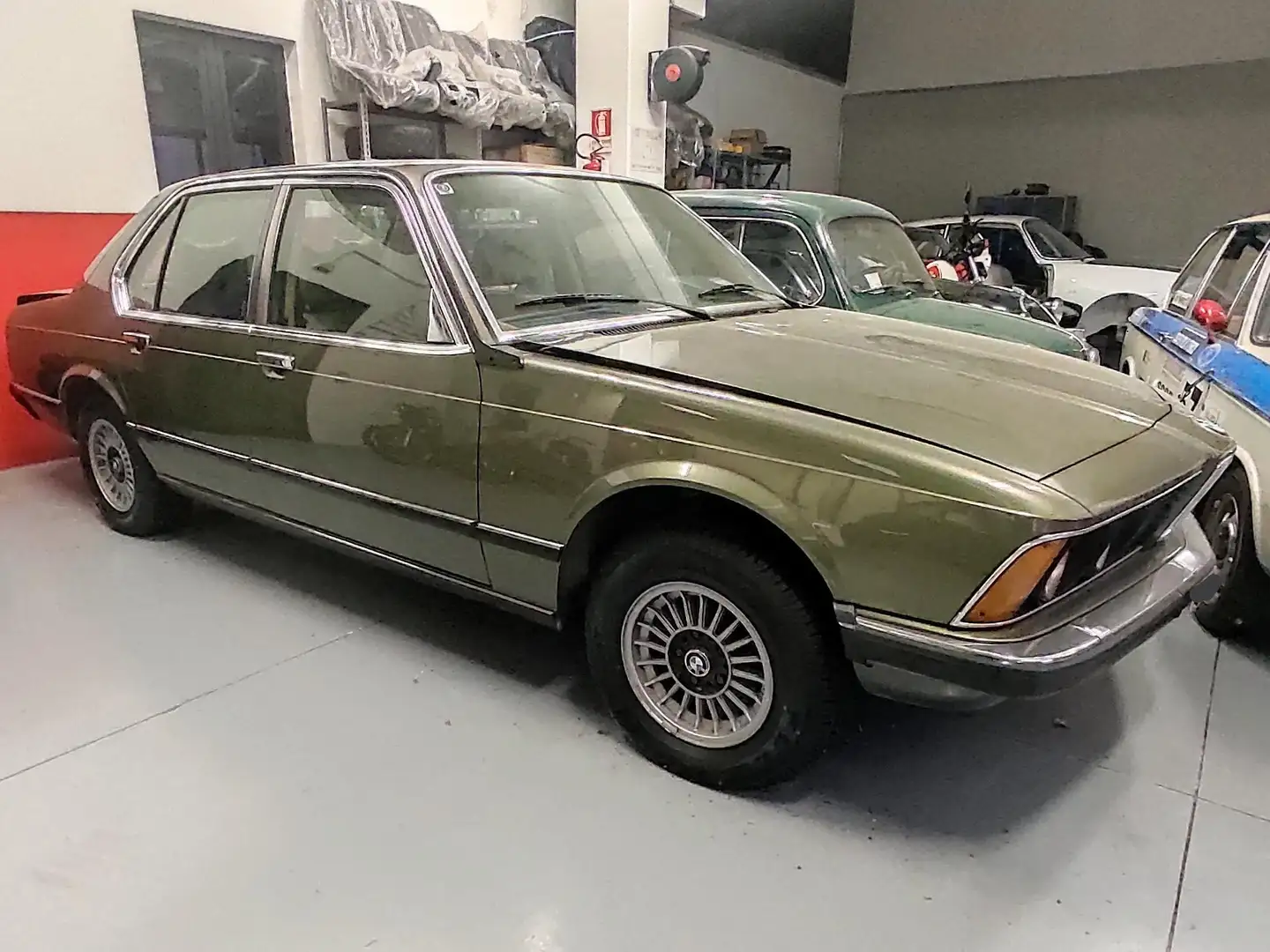 BMW 732 BMW 733 i (ASI) Grün - 1