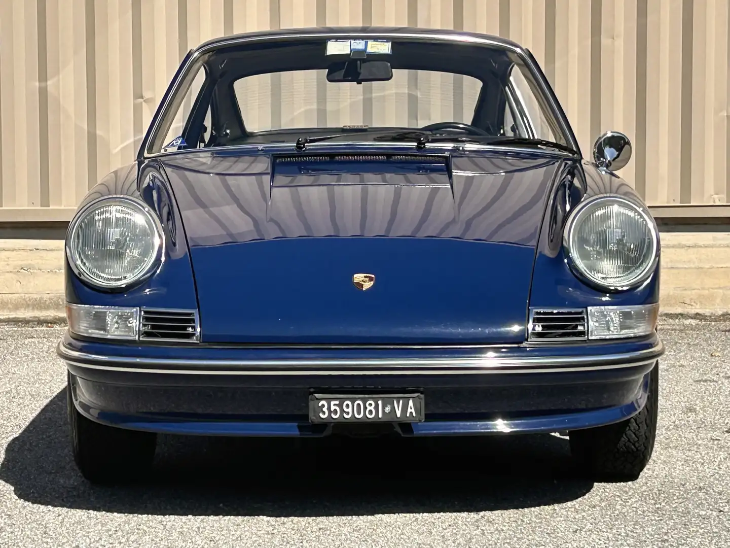 Porsche 911 2.4 T conservata / originale/ Oelklappe Blau - 2