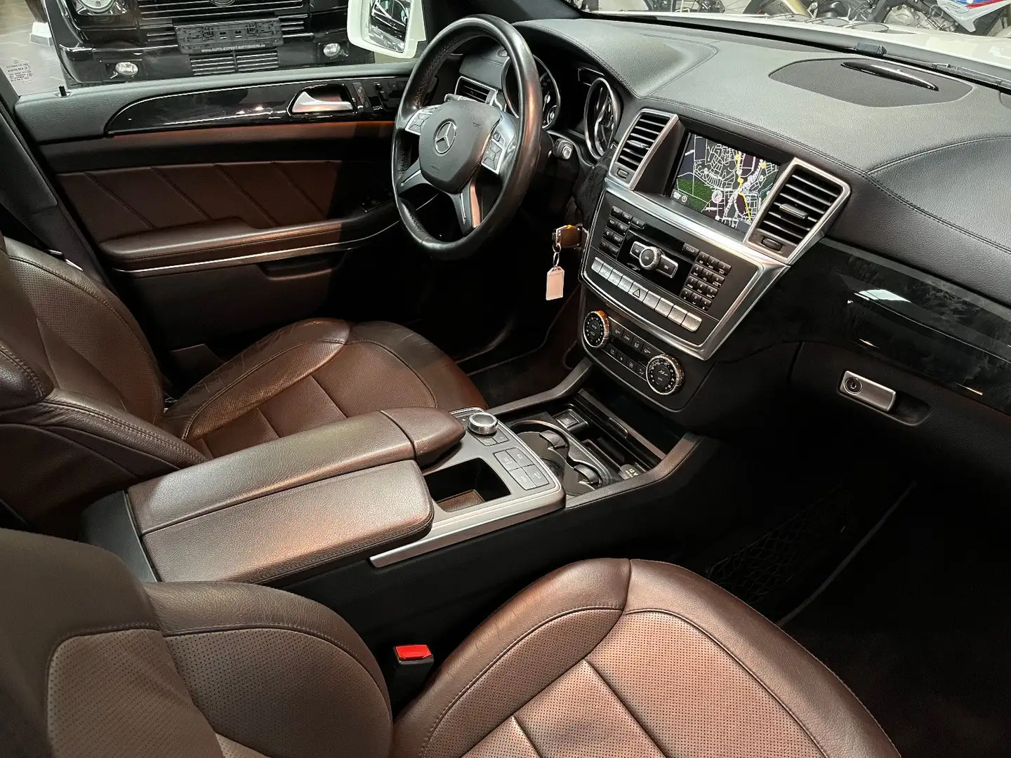 Mercedes-Benz GL 350 BlueTec 4M Navi/Pano/Softcl./360Kam/AHK Weiß - 2