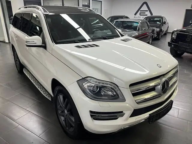 Mercedes-Benz GL 350 BlueTec 4M Navi/Pano/Softcl./360Kam/AHK
