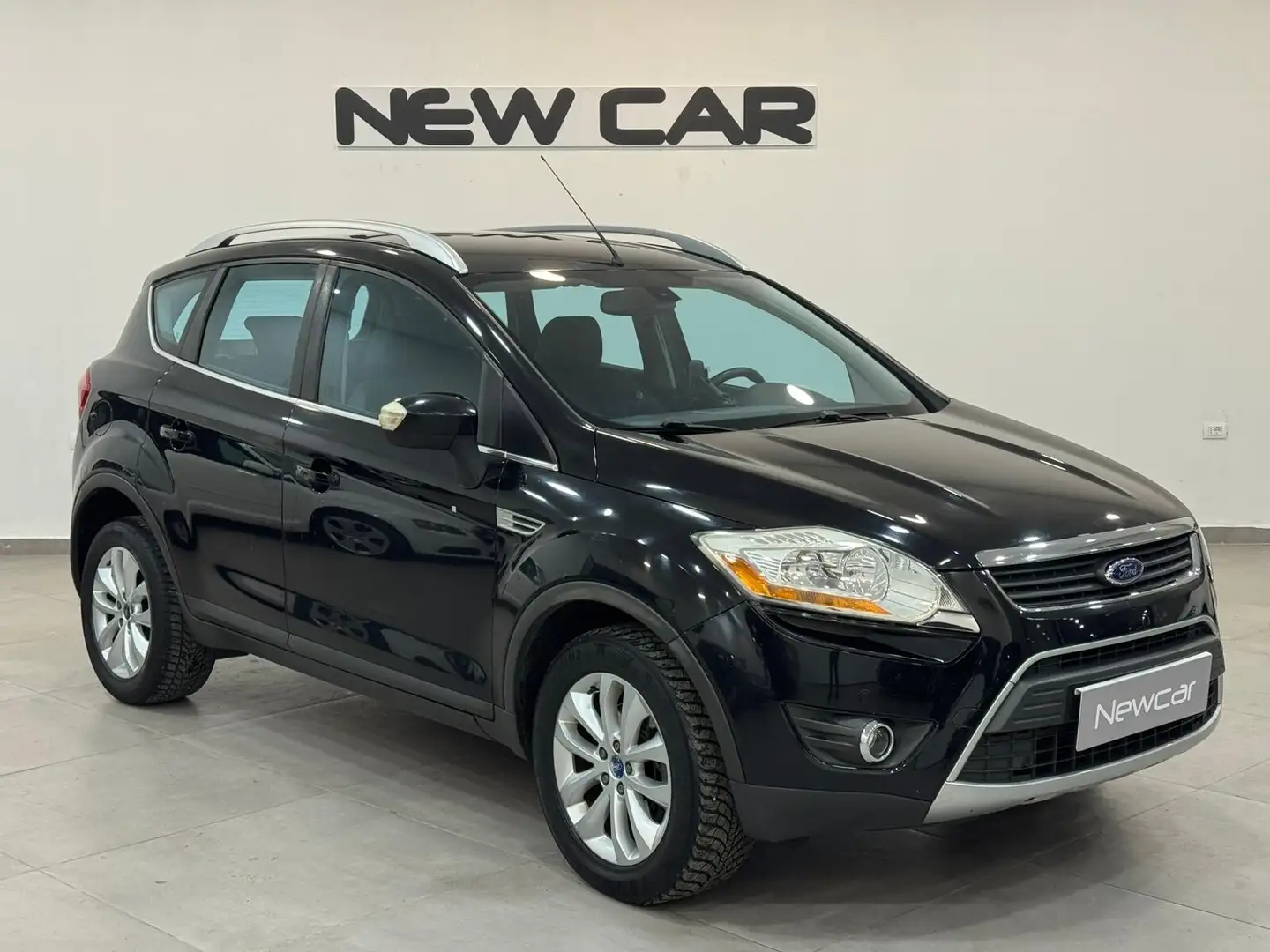 Ford Kuga Kuga 2.0 TDCi 136 CV 4WD Titanium DPF Zwart - 1