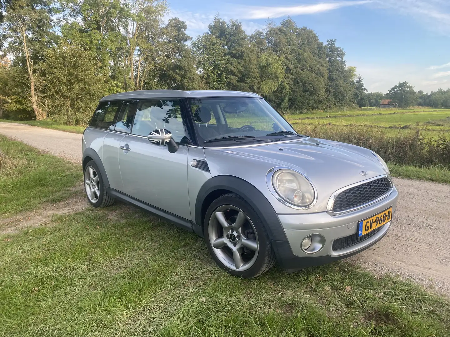 MINI Cooper Clubman 1.6 Grijs - 2