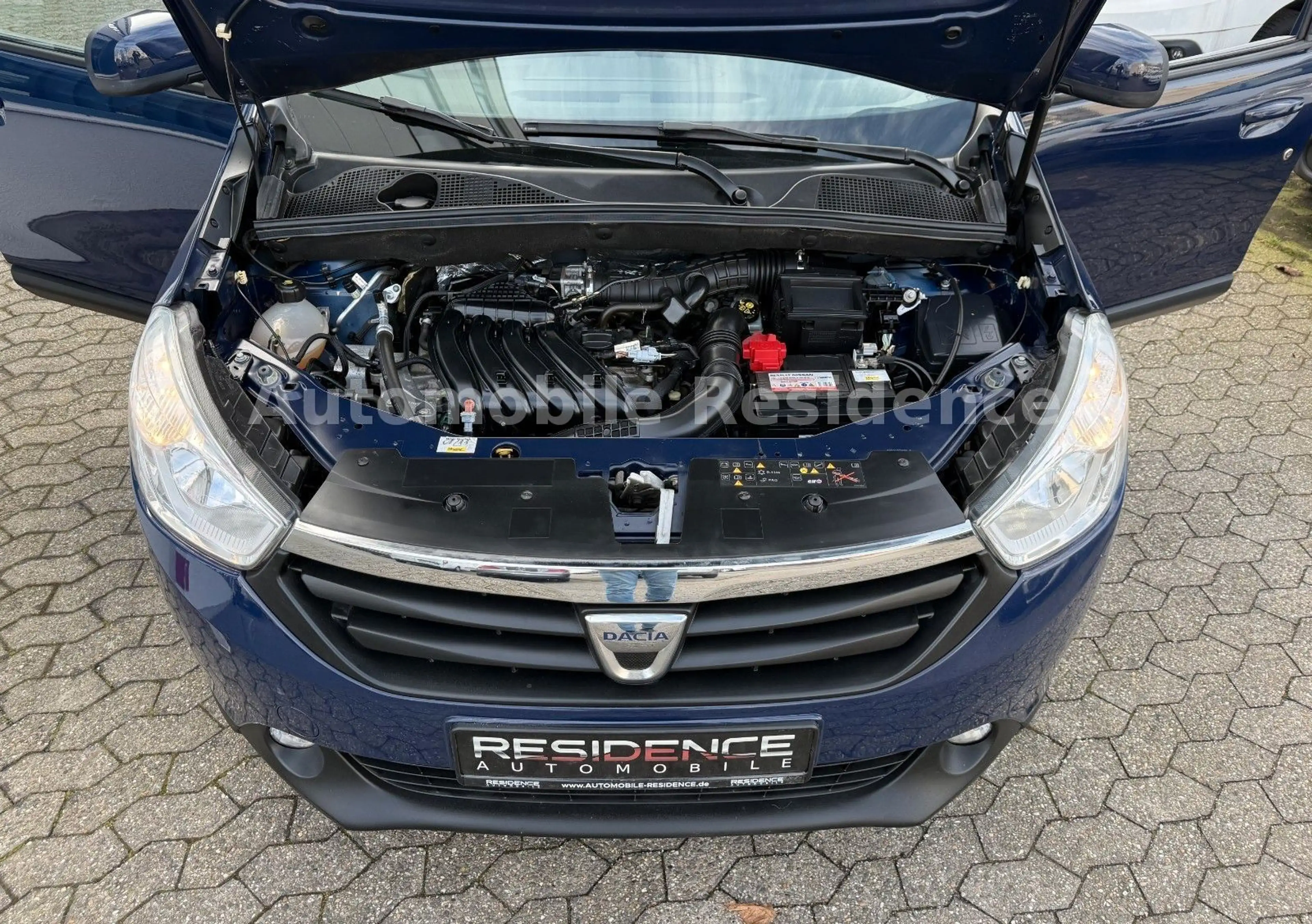 Dacia Lodgy Laureate 1.6*TEMP*KLIMA*AHK*PDC*1HD*TOP*E6 — photo 11