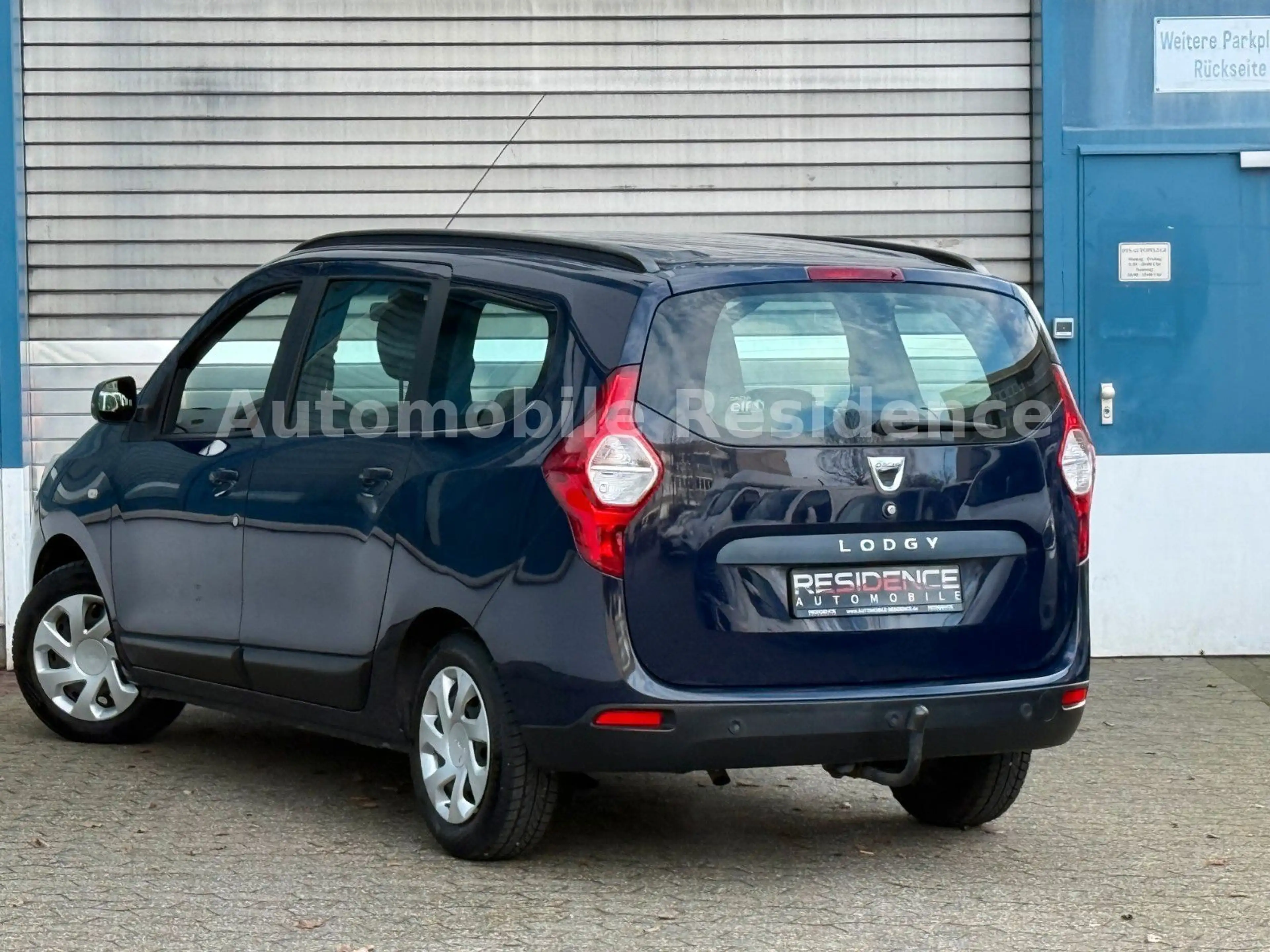 Dacia Lodgy Laureate 1.6*TEMP*KLIMA*AHK*PDC*1HD*TOP*E6 — photo 3