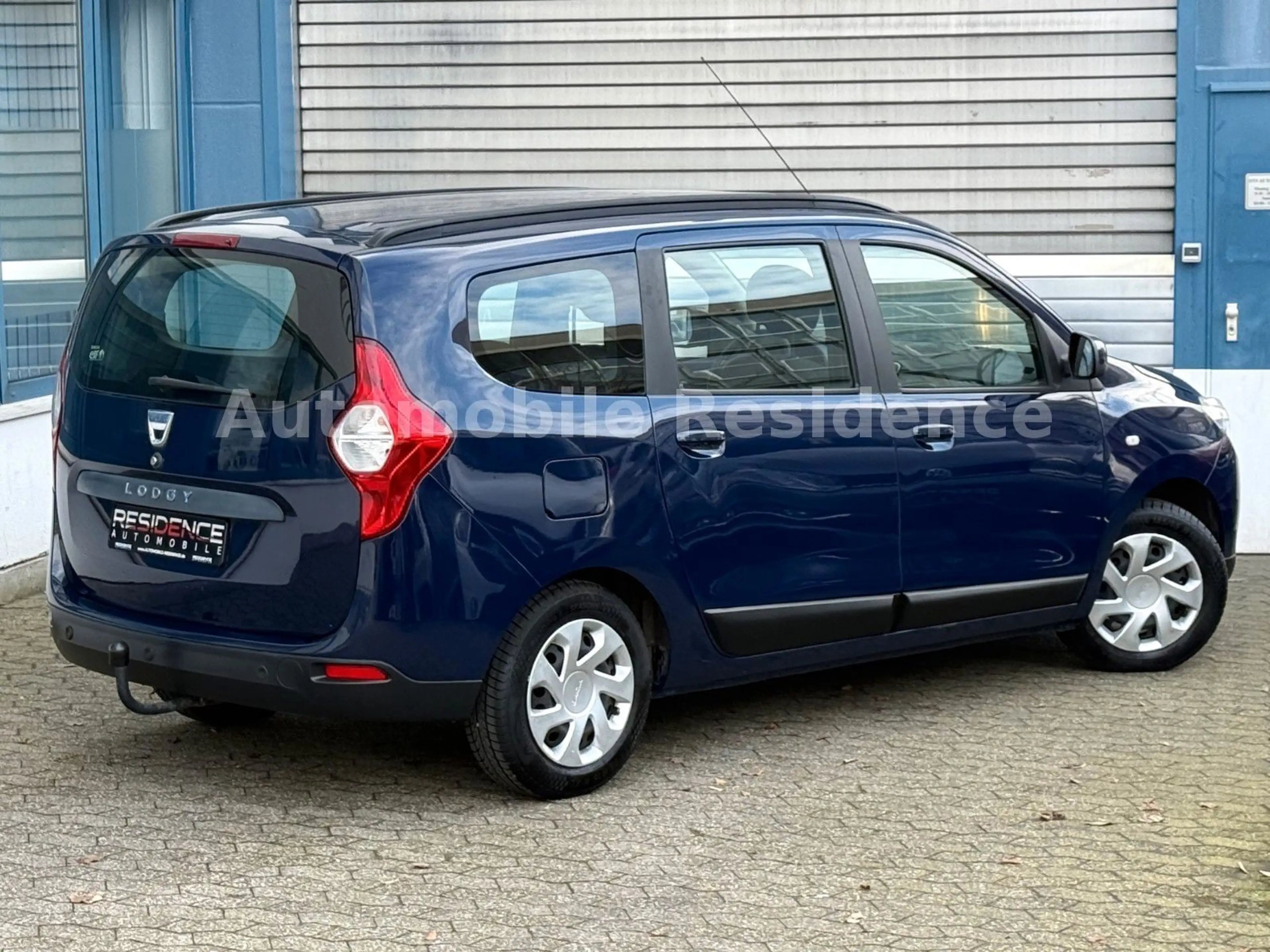 Dacia Lodgy Laureate 1.6*TEMP*KLIMA*AHK*PDC*1HD*TOP*E6 — photo 4