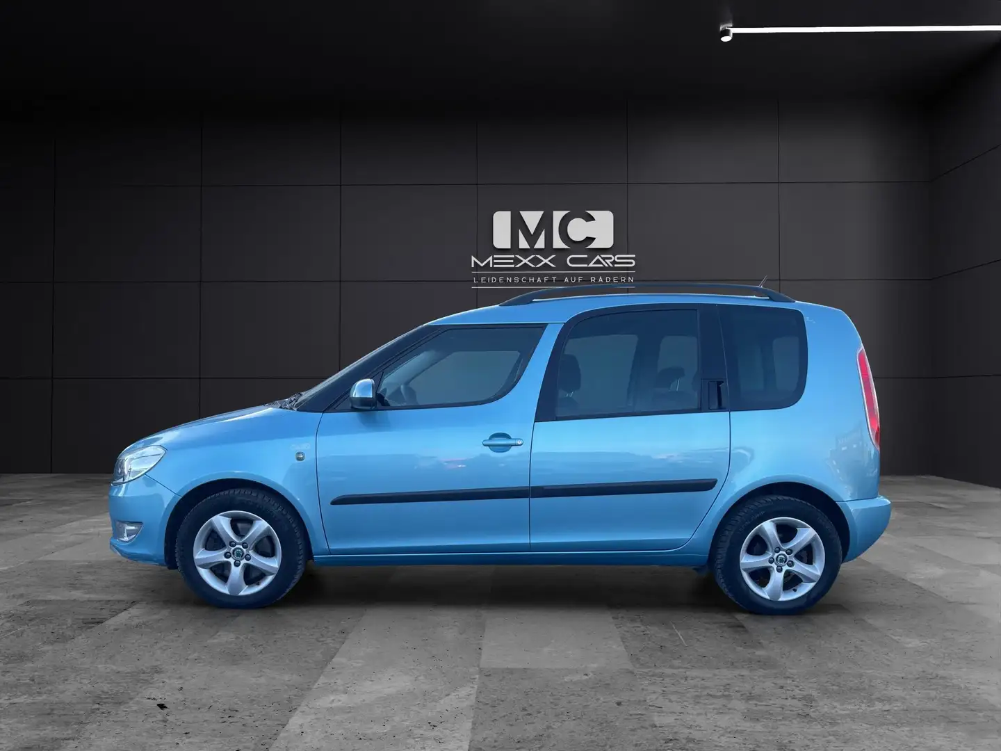 Skoda Roomster Family+ 1,6 TDI DPF Blau - 2