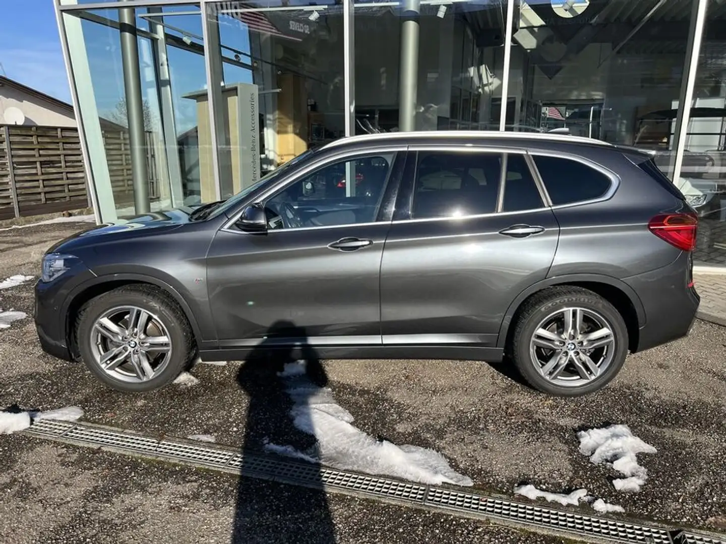 BMW X1 s-Drive 18d M Sport °mit AHV°TOP ZUSTAND° Gris - 2