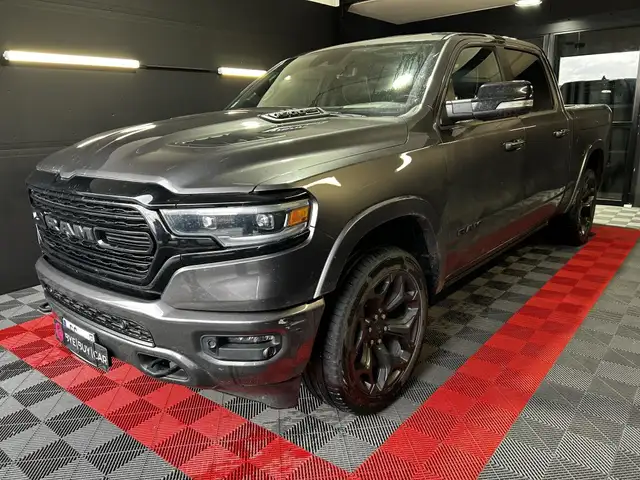 Dodge RAM 1500 Limited 5.7 L HEMI V8 395 ch– Crew Cab - TVA RECUPERABLE - GARANTIE 12 MOIS