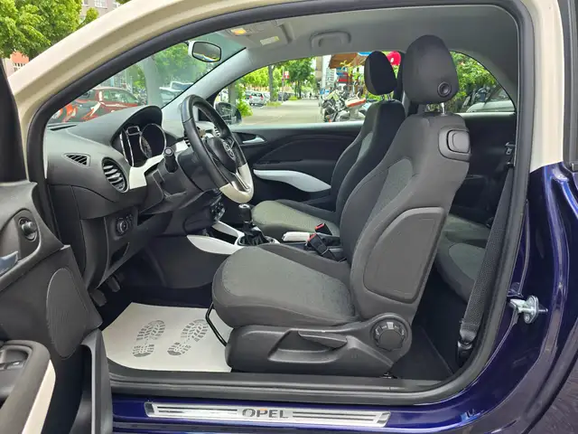 Opel Adam view 7